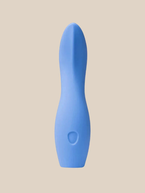 Dame Dip 2.0 in Periwinkle at Noirette – Soft blue luxury external stimulator.